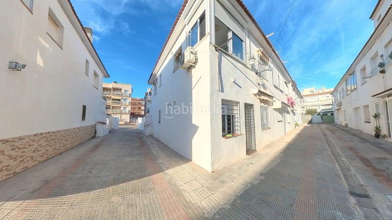 Foto d140b6e2-c43c-4b4a-b10d-8d615a1dac58. Casa adossada amb calefacció a Cunidor Cunit