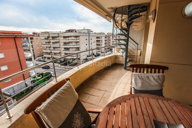 Foto e2d5e4f3-b58c-48de-a5c9-d84d54bf393c. Àtic amb calefacció aparcament piscina a L´Estany Calafell