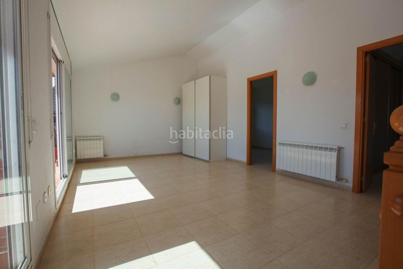 Foto 07331b13-bae2-4b96-9b2c-5a47dc6a36ae. Casa amb calefacció aparcament a Ciutat jardí Bonanova Calafell