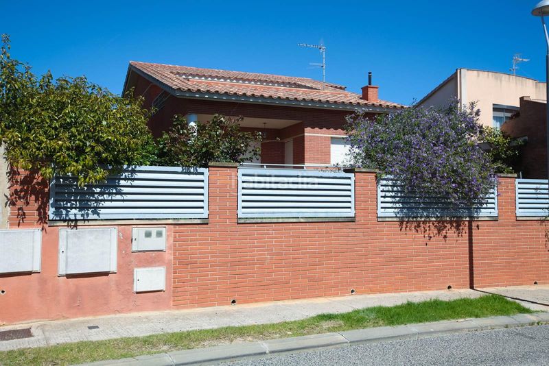 Foto 125193b8-fe18-4dd3-9381-9f9033a97d40. Casa amb calefacció aparcament a Ciutat jardí Bonanova Calafell