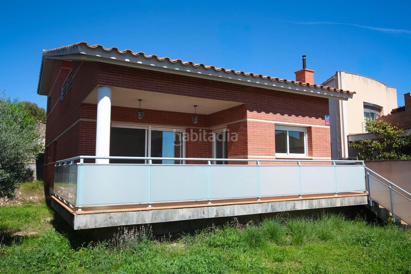Foto d4d3c241-7b12-4e67-9776-0e699f18f0d6. Casa amb calefacció aparcament a Ciutat jardí Bonanova Calafell