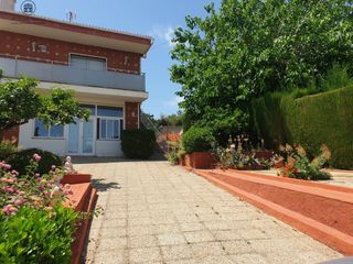 Casa en Nou Vendrell. Vivienda doble en nou vendrell