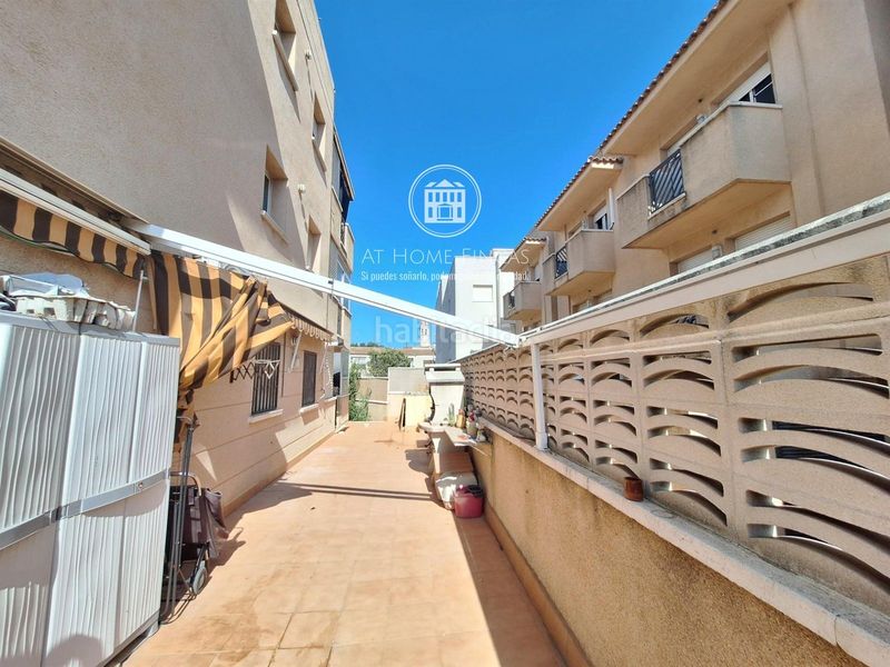 Foto af730c3d-a685-4232-ba0e-5ac9ae145823. Pis amb calefacció aparcament a el castell de Cubelles Cubelles
