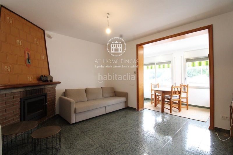 Foto 1a6daedc-d8c2-4db7-a8ab-98348611030c. Casa adossada amb calefacció aparcament a Cunit residencial Cunit