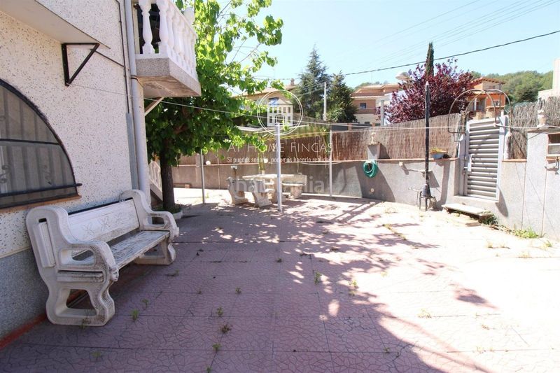 Foto caf5145d-295b-4f94-8b9a-d90a81d501c6. Casa adossada amb calefacció aparcament a Cunit residencial Cunit