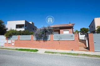 Xalet  Sanera. Chalet independiente con gran terraza en calafell