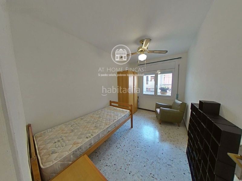 Foto fa182b09-4e60-4385-8810-f51b8c10626e. Pis a Calafell poble Calafell
