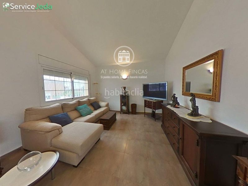 Foto f9bccbca-f54b-4def-b100-c2c365c6eb89. Chalet en roda de bara en Roda de Barà