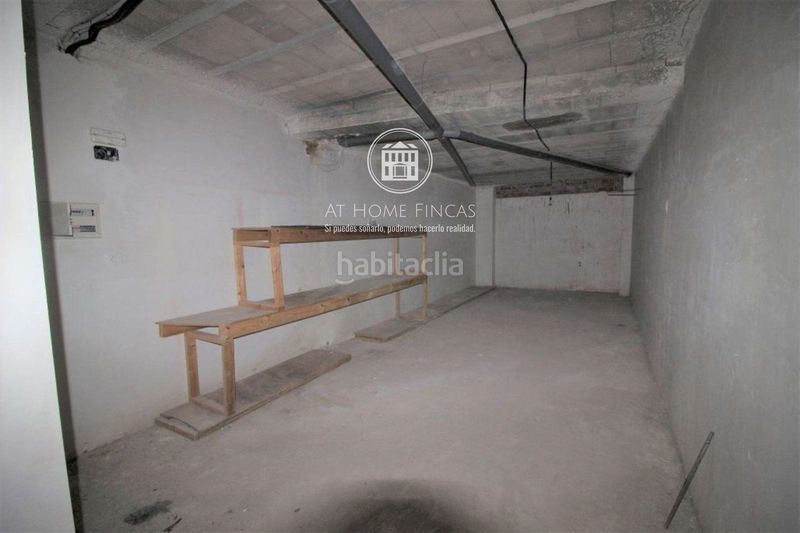 Foto 67879054-734f-4ee3-9a97-cf0bc4e44426. Local comercial a Centre Torredembarra