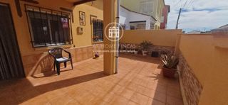 Casa adossada  Verge de montserrat. Oportunidad en les peces! acogedora planta baja con aire acondic