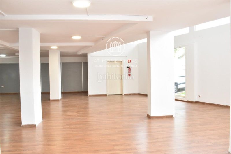 Foto af2bea25-0d78-49a2-b48a-b21f35fcdc35. Local comercial a El Tancat-Mas d´en Gual Vendrell (El)