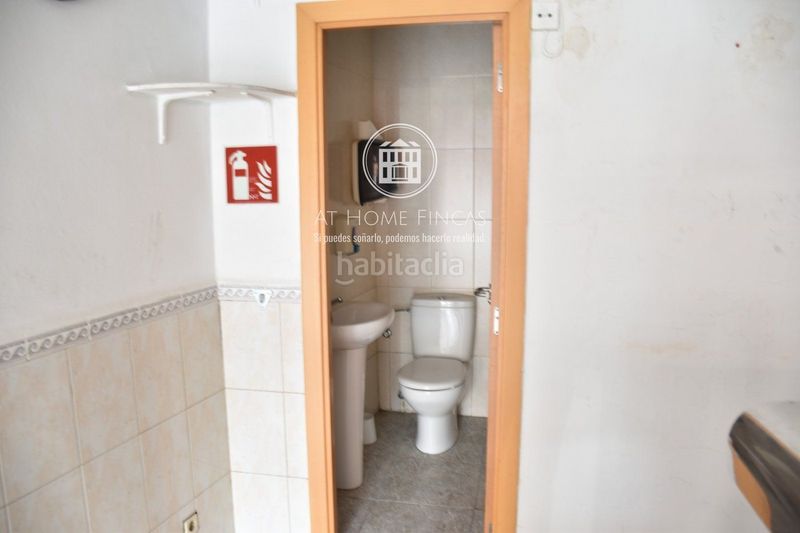 Foto 3337f63d-c00c-47ef-8242-56c292dab4f2. Local comercial a El Tancat-Mas d´en Gual Vendrell (El)