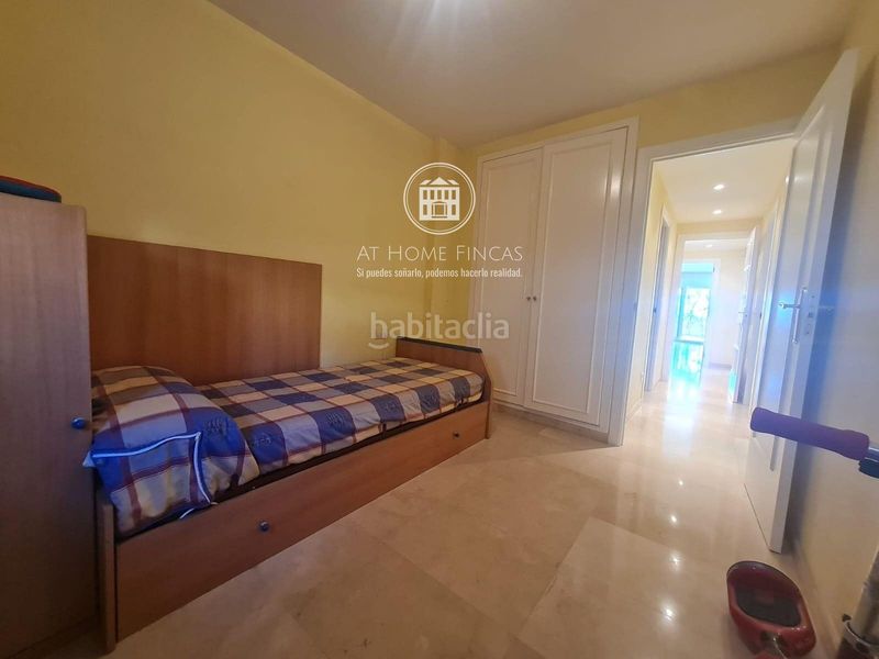 Foto 9f698ff8-78a8-48d9-8da8-10ee08351b15. Pis amb piscina a L´Estany Calafell