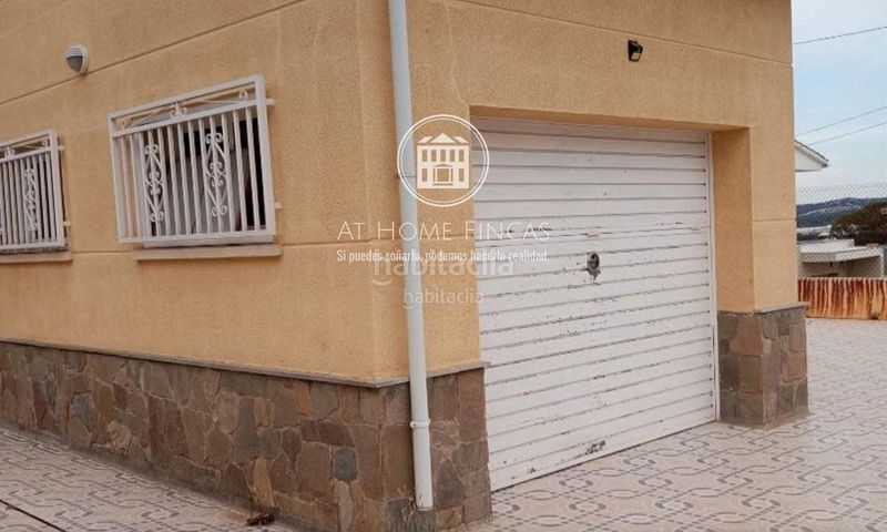Foto 3f12dd83-1b39-421c-b6be-df37ebcc35cf. Casa amb calefacció aparcament a Nou Vendrell Vendrell (El)