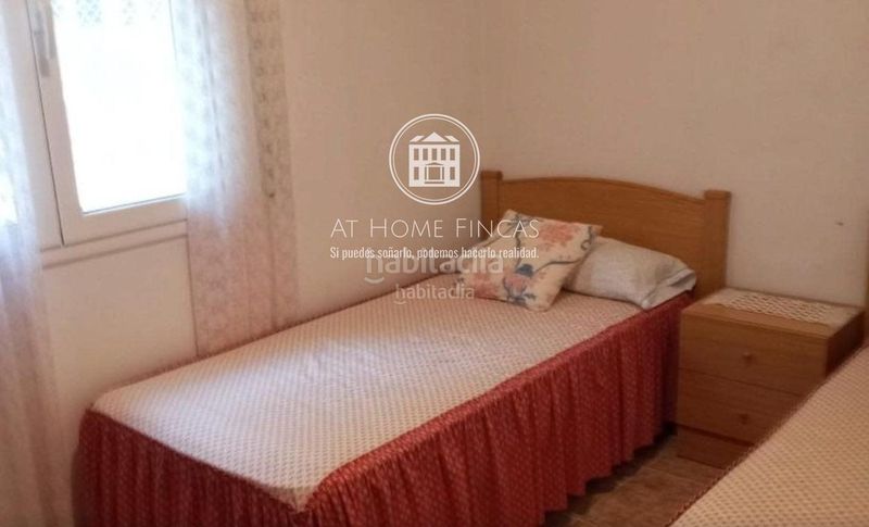 Foto 8df26b4a-1281-48c9-a76d-1cd4b3f30b34. Casa amb calefacció aparcament a Nou Vendrell Vendrell (El)