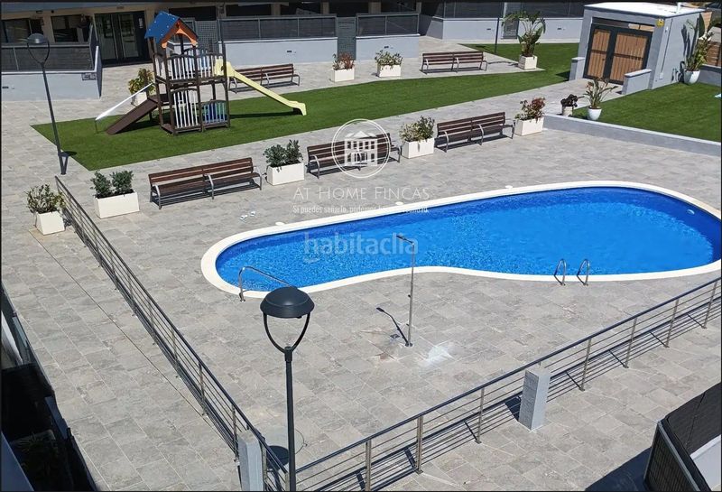 Foto df0ecf9b-6884-4a0f-8ac7-9abfdaeb3512. Pis amb calefacció aparcament piscina a Bonavista Vendrell (El)