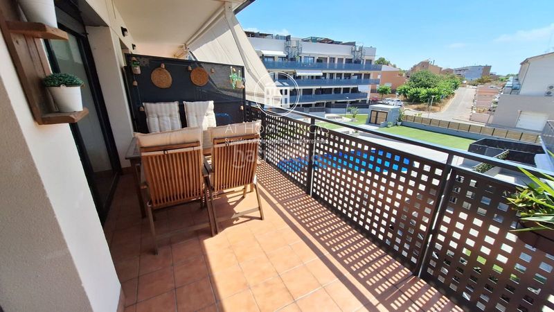 Foto df7a5fa7-4a3f-4aaf-9857-8fa2a6f133a3. Pis amb calefacció aparcament piscina a Bonavista Vendrell (El)