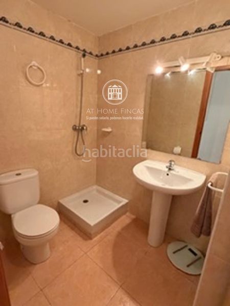 Foto 0d7dd3ae-157d-43bb-8d19-58efe04eb860. Pis amb calefacció aparcament a Centre Vendrell (El)