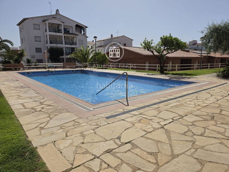 Foto 7efa298b-74dd-4afc-8d2b-cf91a1c09f7c. Pis amb aparcament piscina a Roda de Barà