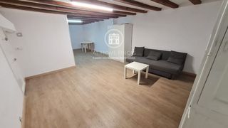 Piso en Esquirol