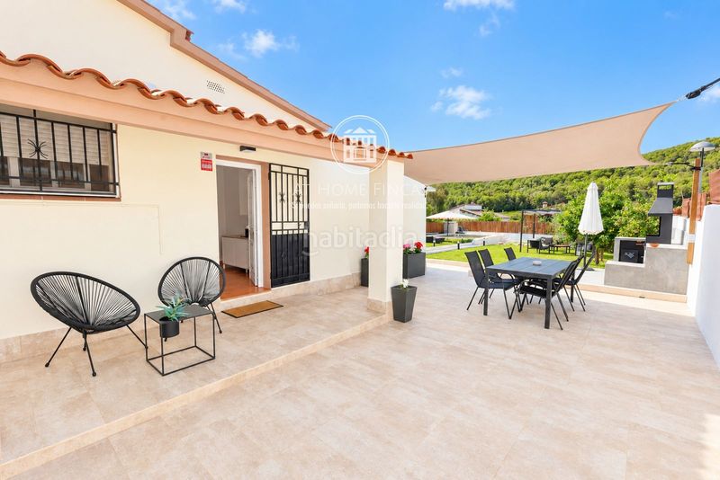 Foto a820e865-9faa-48cc-b324-5e0f23569e9d. Xalet amb calefacció aparcament piscina a Calafell park Calafell