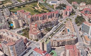 Pis a Manantiales-Estación de Autobuses. Vivienda calle río mesa, torremolinos( malaga)