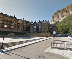 Appartement à Sallent de Gállego. Vivienda plurifamiliar y plaza de garaje, sallent de gallego( hu