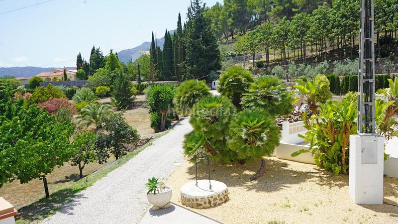 Foto 215d65ba-d6c7-41c7-b7c1-474d0c9c938e. Casa palacete a la venta! en Parcent