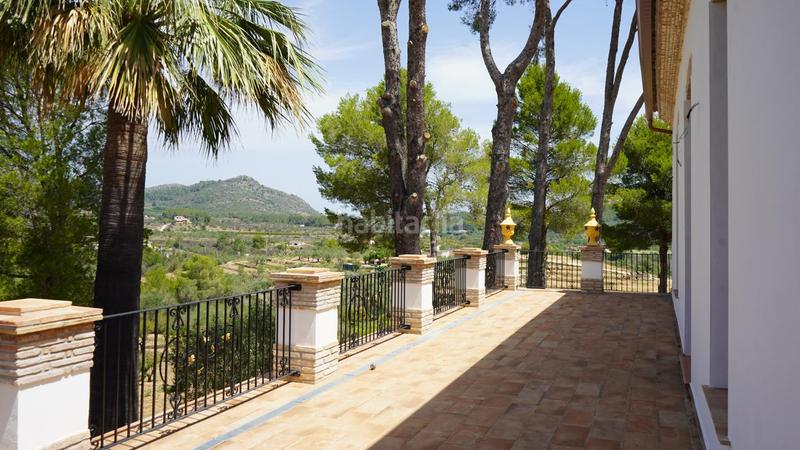 Foto c126ad90-4c21-4ec9-b3cb-2b17df60b8e9. Casa palacete a la venta! en Parcent