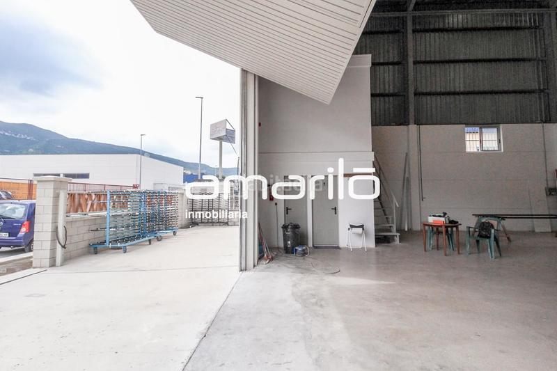 Foto 5ec33ecf-c6d1-40a9-b040-70e42cc5a43a. Nau industrial a Corbera