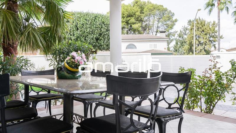 Foto c6bde2c5-ea58-46d8-a957-5a0acfe0cda9. Casa aparellada amb calefacció aparcament piscina a Eliana (l´)