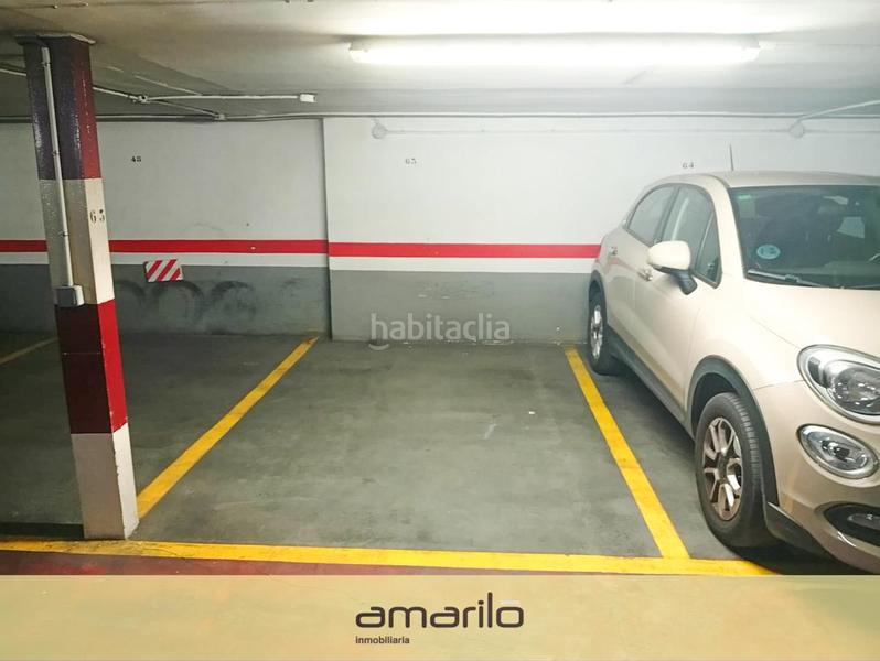 Foto 0638ba9a-7e6b-4f87-b416-209875367f26. Autoparkplatz in Russafa Valencia