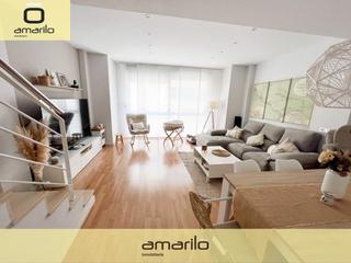 Semi detached house en Alginet. Estupendo adosado en alginet