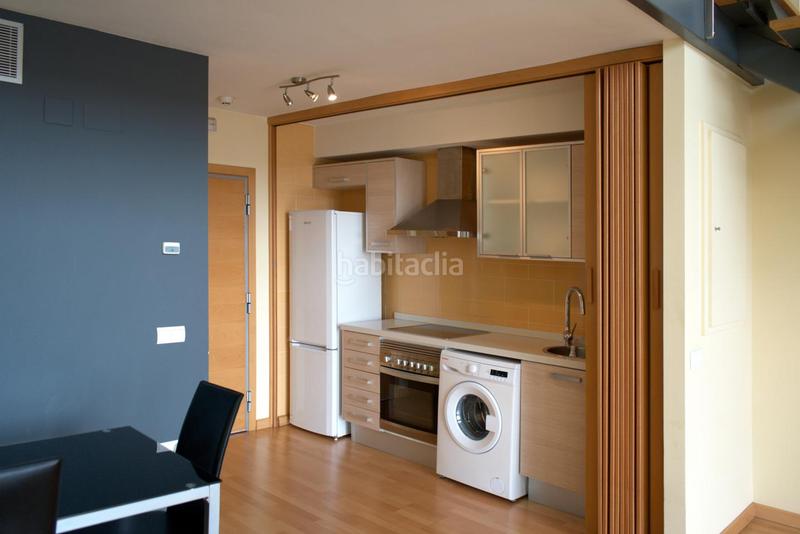 Foto 83dcf9ae-ca11-49c0-888f-f5e5a2be035d. Alquiler dúplex amarilo inmobiliaria alquila en valencia este maravilloso loft sin amueblar en Burjassot