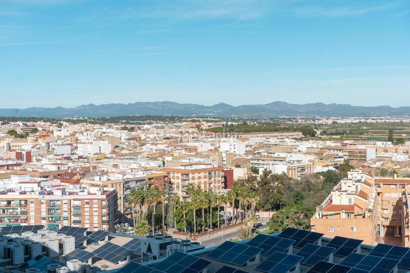 Foto ad818ac3-1084-4637-bb15-99c7ed036b43. Alquiler dúplex amarilo inmobiliaria alquila en valencia este maravilloso loft sin amueblar en Burjassot