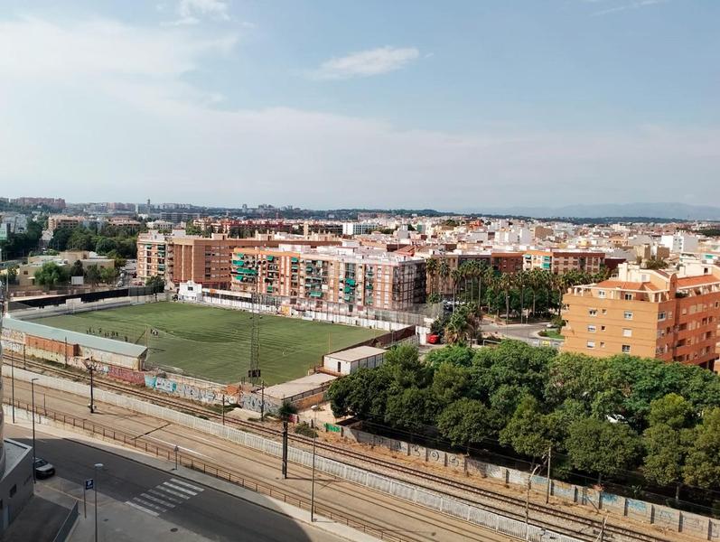 Foto ed438e70-1e6c-4d7a-b027-b4affe2e9ce2. Alquiler dúplex amarilo inmobiliaria alquila en valencia este maravilloso loft sin amueblar en Burjassot