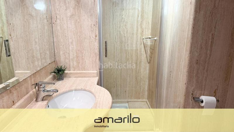 Foto ce42af1d-841a-45ba-9469-d90ba339a178. Alquiler piso formidable piso de alquiler en extramurs en Valencia