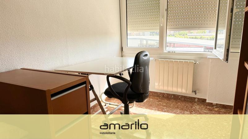Foto eaf32a37-1c08-4df1-b4eb-2be8303706e9. Alquiler piso formidable piso de alquiler en extramurs en Valencia