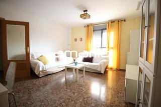 Miete Etagenwohnung  Plaça del germans iborra. Alquiler de vivienda en silla