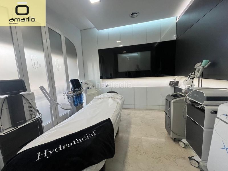 Foto 2b2807cd-71cc-4655-af0b-ce901c2a7775. Local comercial a Russafa Valencia