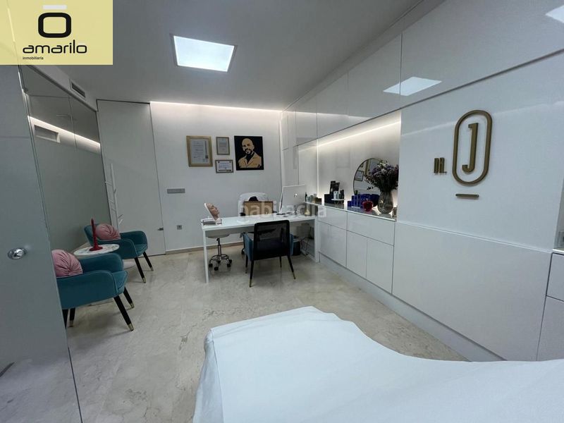 Foto c73a9bbe-c513-49b3-b582-62668daccfeb. Local comercial a Russafa Valencia