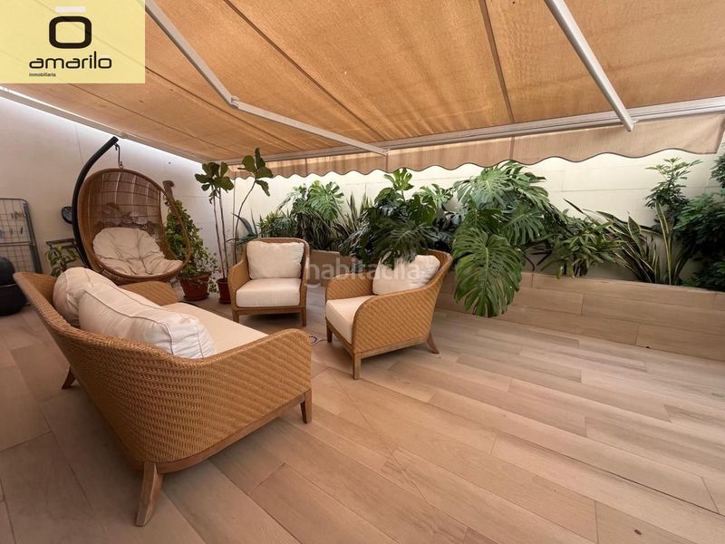 Foto dcb0c7e3-0187-4779-9984-0e56ae5bbb49. Local comercial a Russafa Valencia