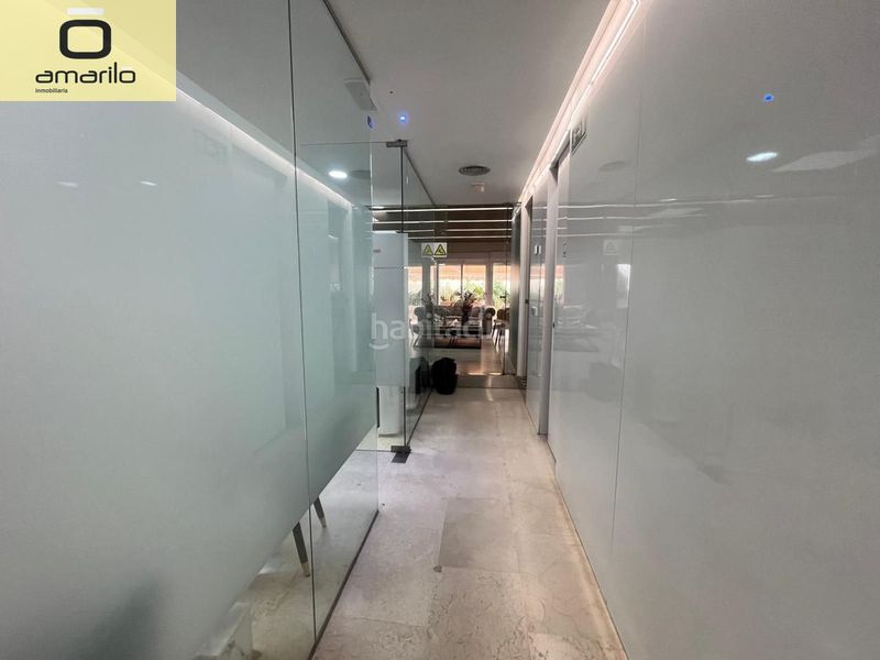 Foto eaf61fe4-bdaa-4cda-a983-cb8b494d7e0f. Local comercial a Russafa Valencia