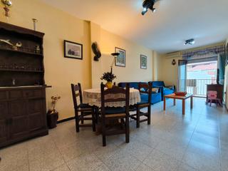 Apartament  Carrer pola. Centro con parking
