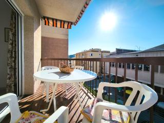 Piso  Carrer escultor casanovas. 3 dormitorios centro con plaza de parking y terraza