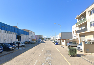 Flat  Carrer llevant