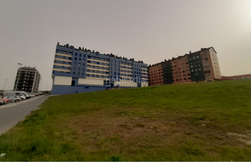 Foto 31d65e54-469d-44f0-b1bd-e5d8860b0532. Terreny residencial a avenida principado del 32 a Corvera de Asturias