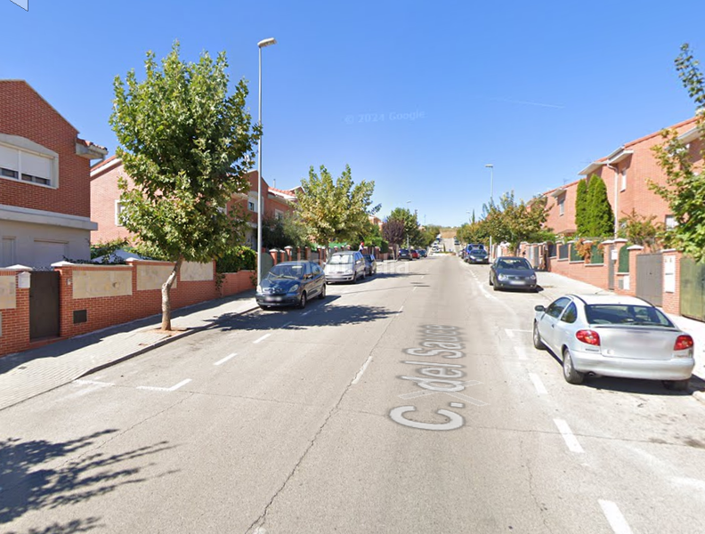 Foto 42c8620a-c20e-4eef-8500-fd89b229991c. Chalet dans Cabanillas del Campo