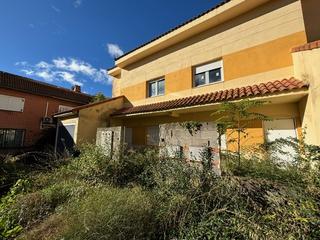 Casa a schiera  Calle de las rosas