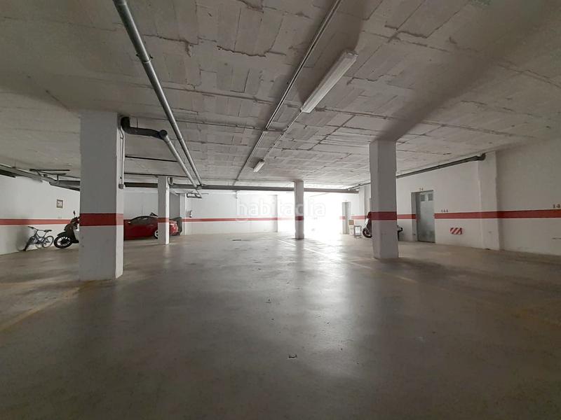 Foto 0012118a-1f49-48c8-b731-0584ab62a077. Autoparkplatz in calle narciso 6 in Los Pacos Fuengirola